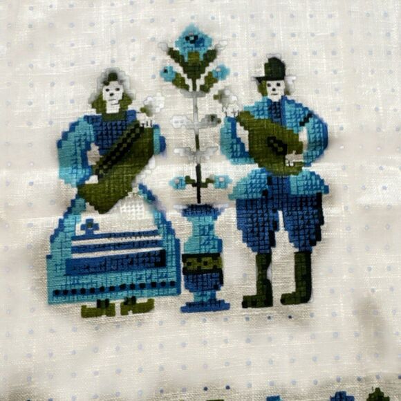 1960's Parisian Linen Kitchen Tea Towel Dish Pennsylvania Dutch Couple - Picture 2 of 5